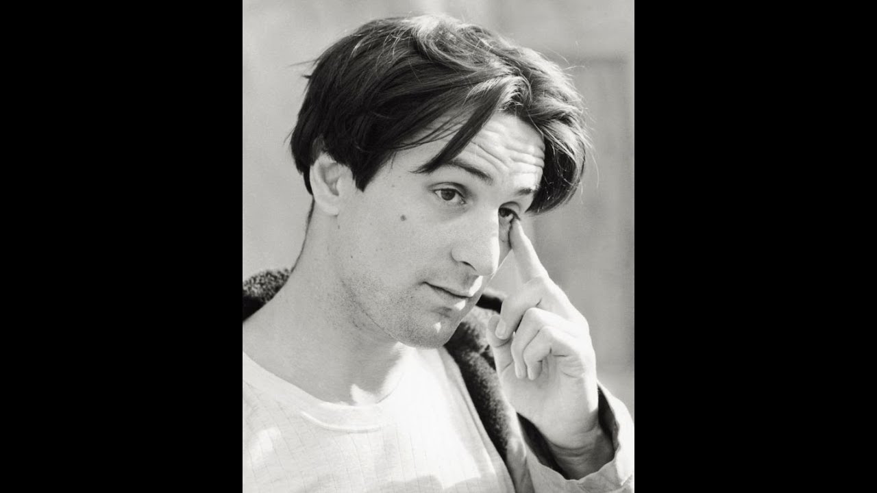 Vintage Photos of a Young Robert De Niro in the 1970s
