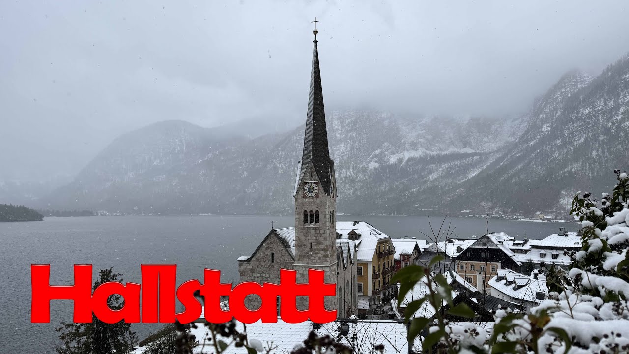 Snowy Serenity: A Winter Walk in Hallstatt, Austria