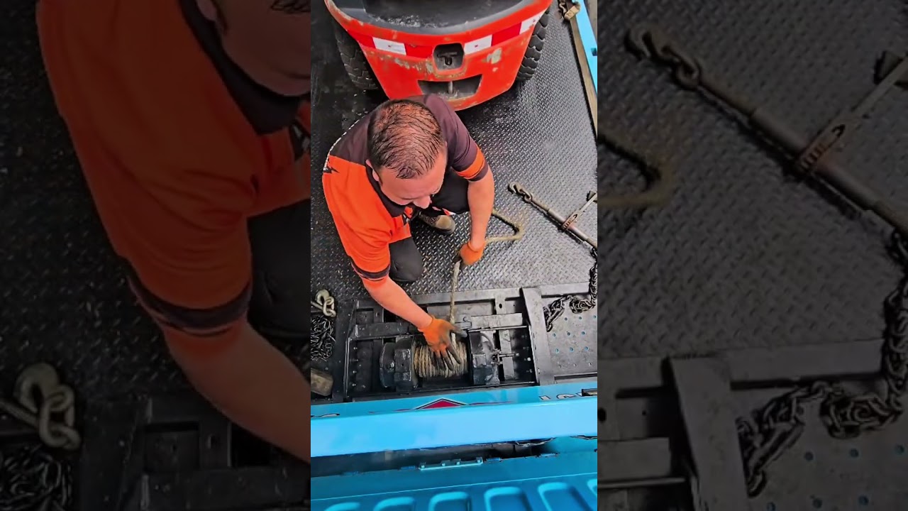 Paso a paso primer video cómo remolcar un vehículo en grua plataforma 