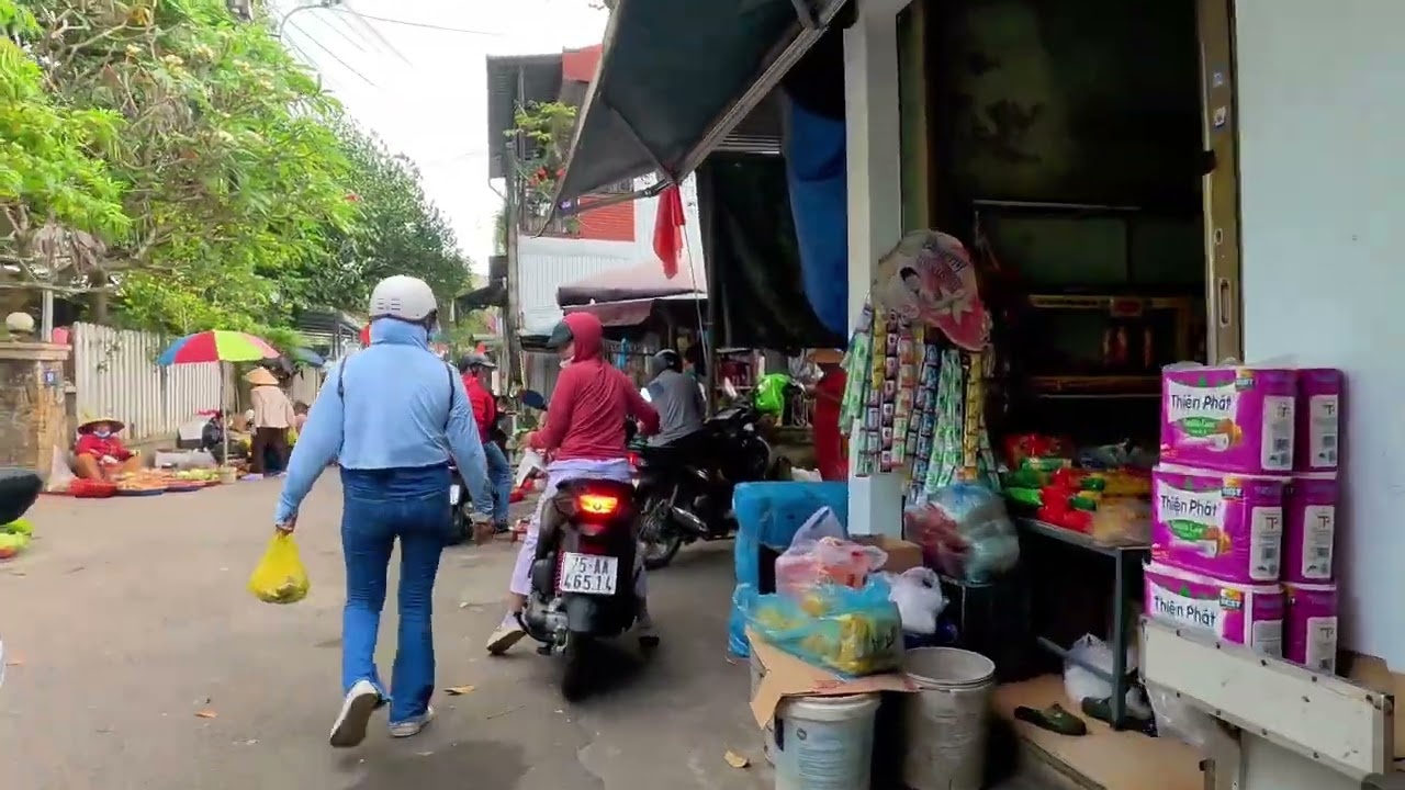 MỒNG 9 CHỢ SÁNG ĐẦU NĂM CỦA NGƯỜI HUẾ | Nguyên Ở Huế
