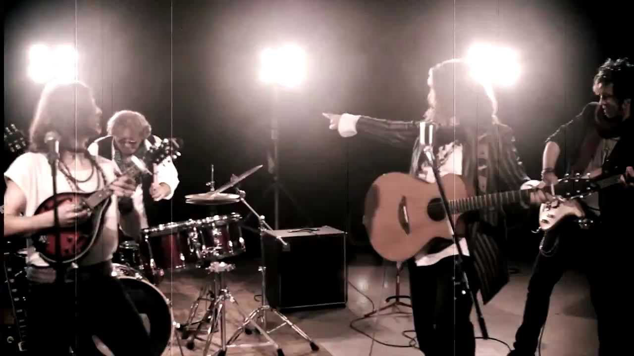 Bosquito - &Icirc;ntuneric &icirc;n culori feat. Ovidiu Lipan Țăndărică #bosquito #live #concert #song #official