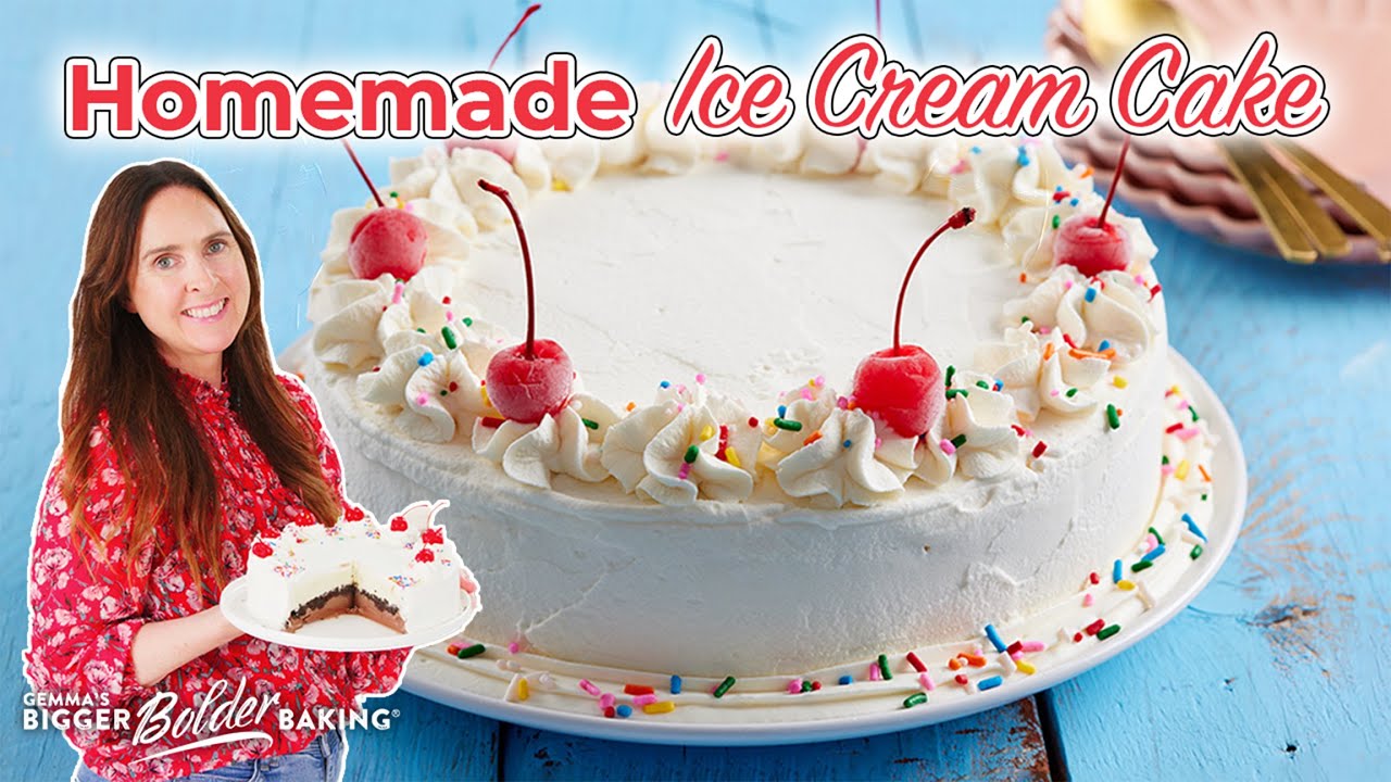 What Happens When You Layer Fudge, Oreos & Ice Cream Into One Cake?