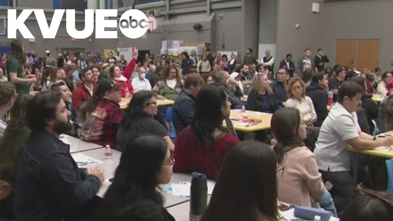 East Austin community confronts APD on ICE policy