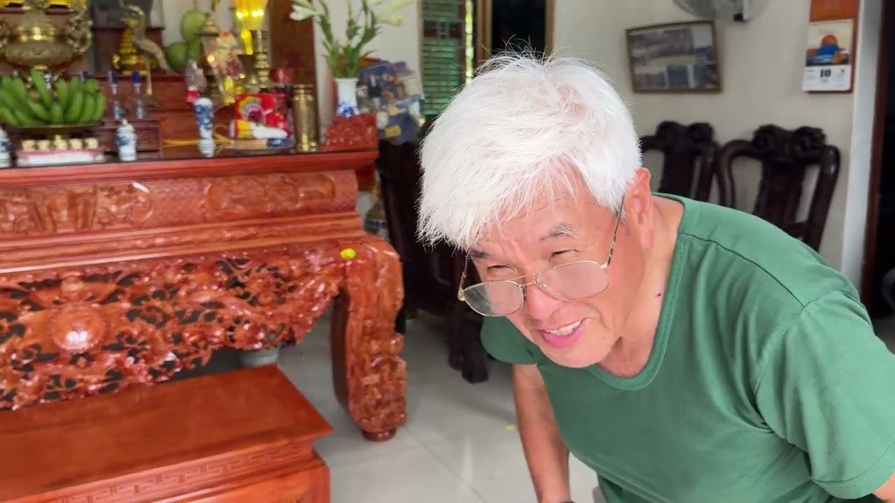 Bàn thờ đẹp nhà ông Trần Xuân Ngọc Minh Dũng thực hiện