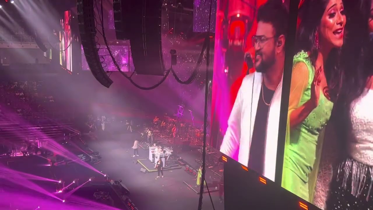 PUNNAGAI POOVE | Harris | Live in Concert |
