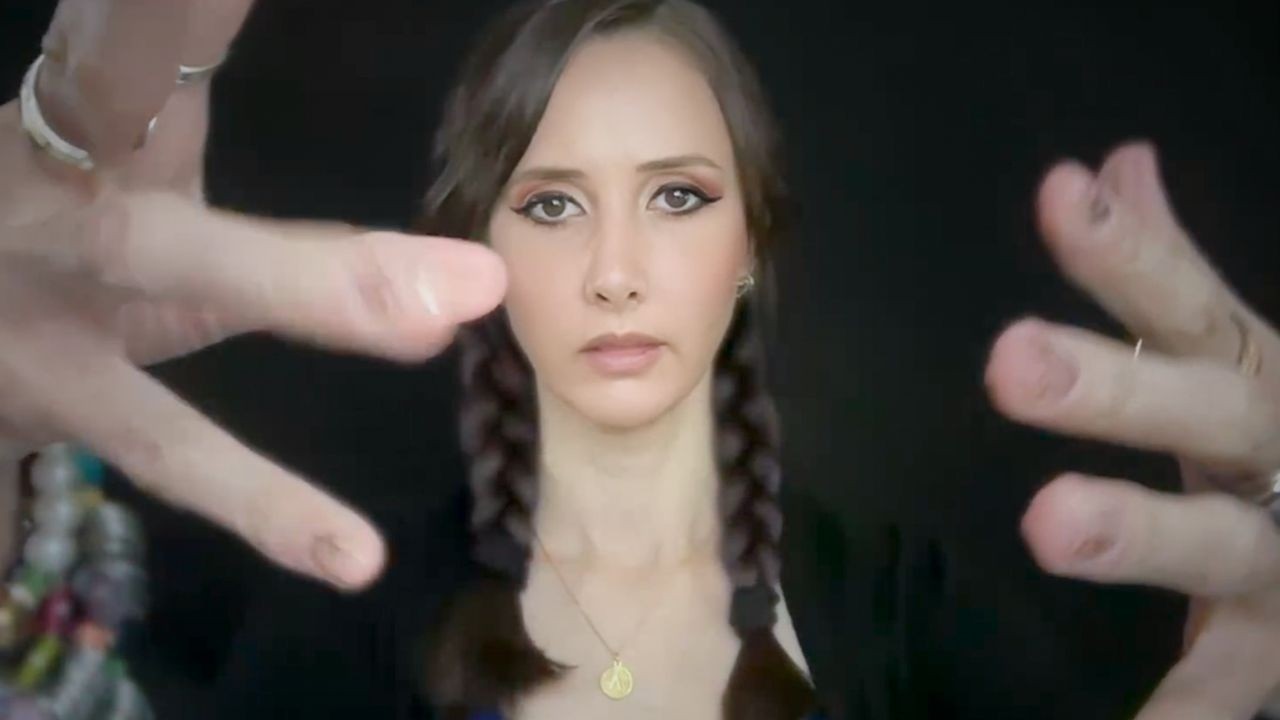 ASMR Рейки: очищение энергетики, вытягивание и &laquo;отрезание&raquo; негатива 🙇🏻&zwj;♀️