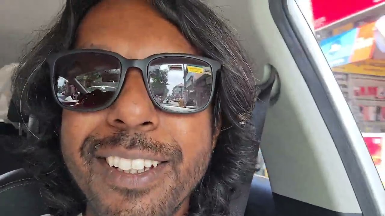 producer threatening unni vlogg