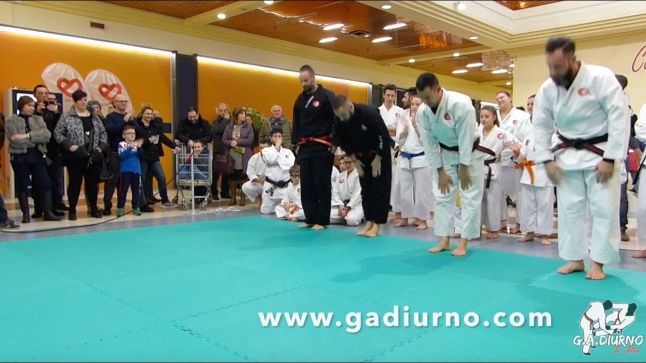 Festa della Donna - Esibizione di Ju Jitsu della scuola G.A.DIURNO