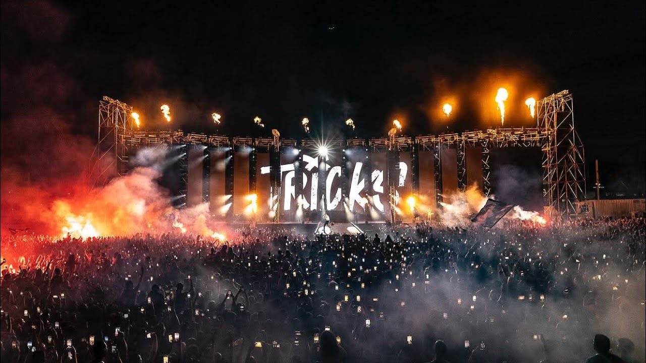 Bloody Hawk - Highlights Live OAKA 2025 - (42.000 Κόσμος)