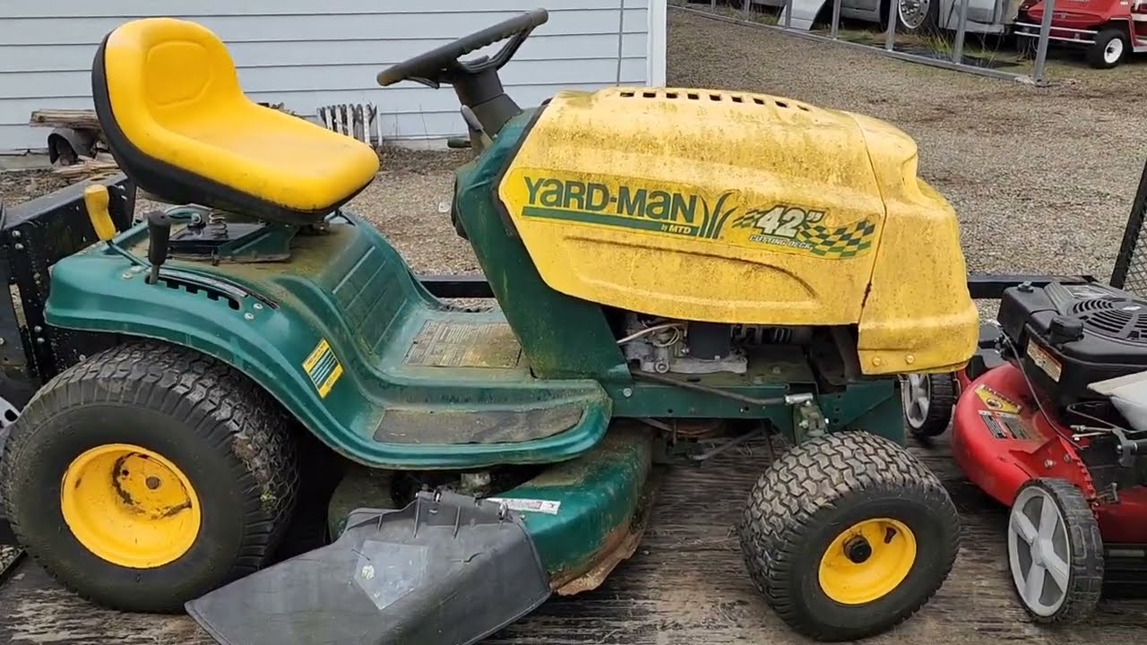 A free abandoned Yardman Lawn Tractor... Will it run?