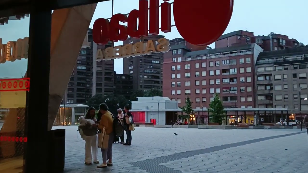 Bilbao Walking Scenery 🇪🇸 - Bilbao Intermodal - 29 june 2024