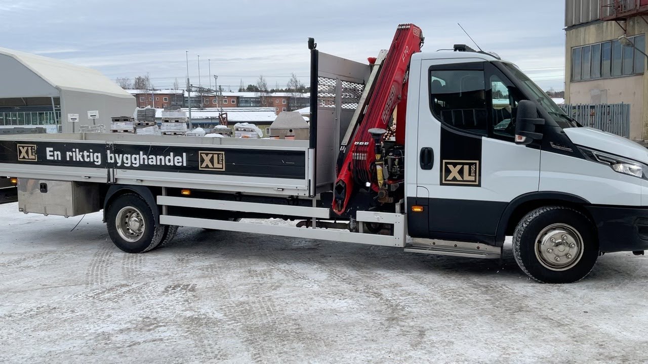 Köp Flaklastbil med kran Iveco Daily 70c 18HA8/P på Klaravik