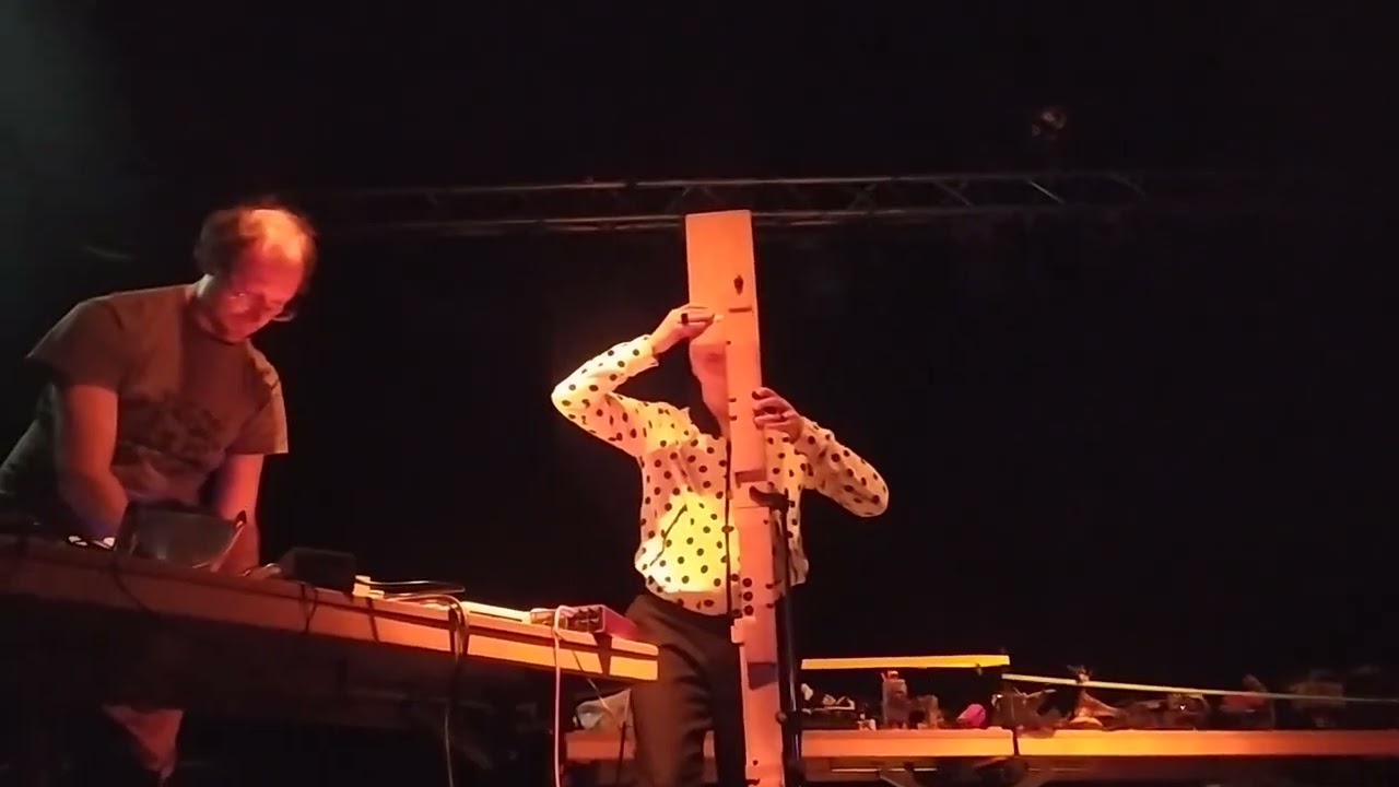 Ypsmael & Guest live @, Klanglabyrinth im Waggonexil Sandgassse