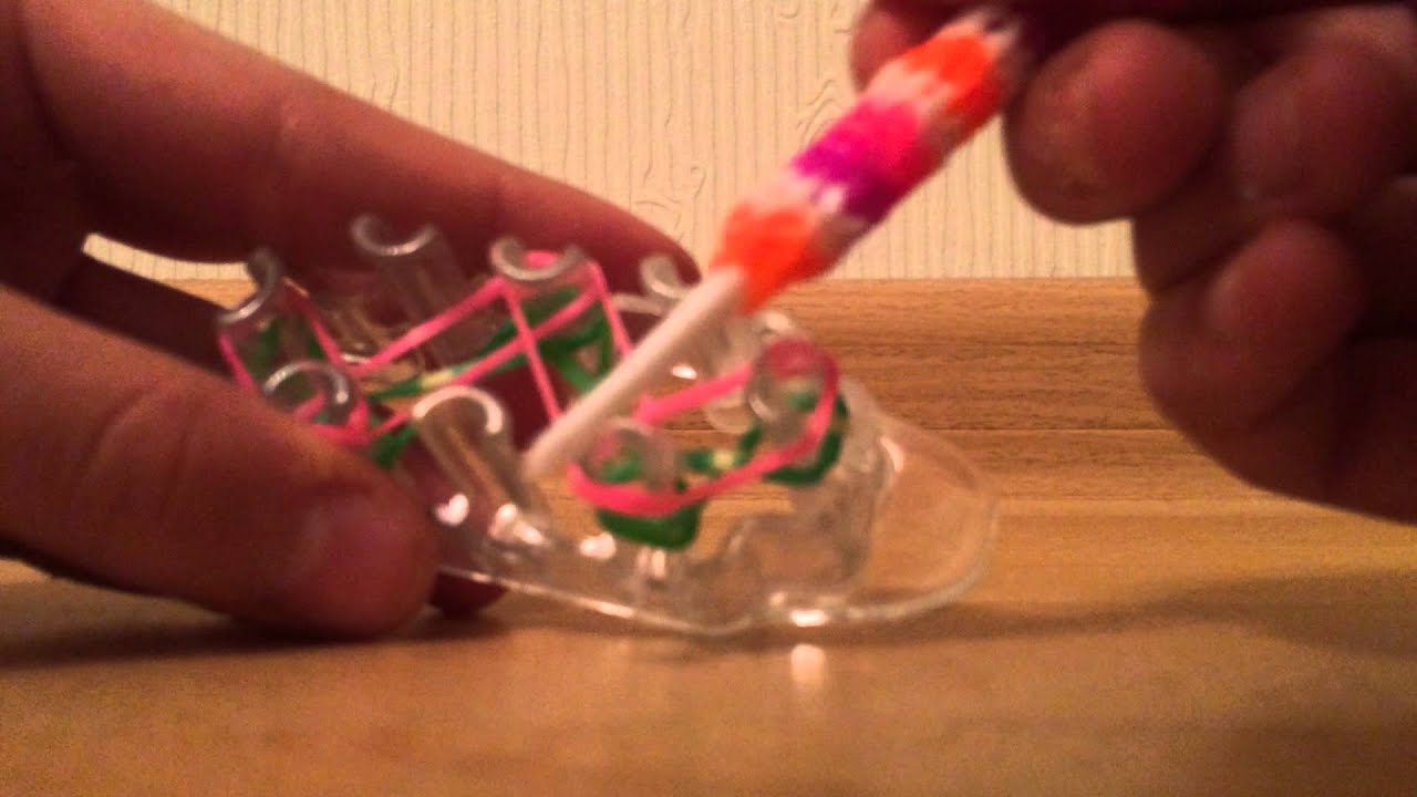 Как сплести браслет из резинок rain bow loom