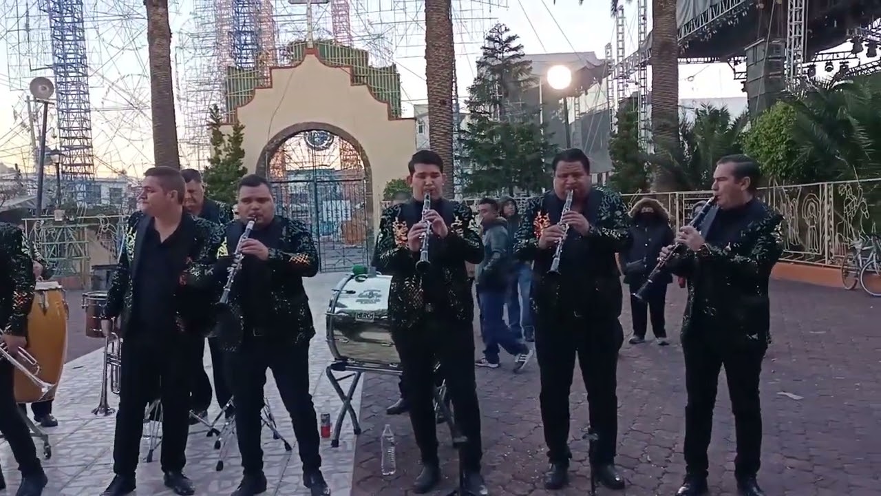 Rayando el Sol - Banda Santa Rosa - Feria Zapotitlán 2024 Tláhuac