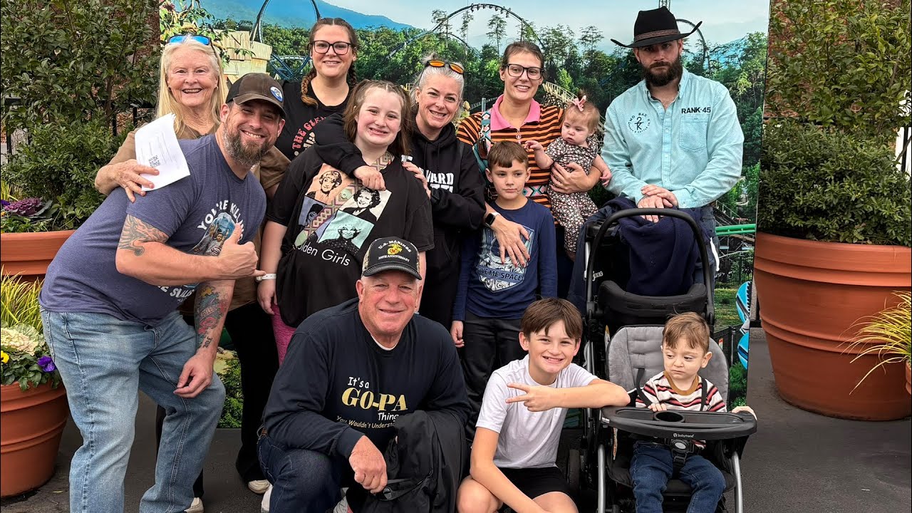 2026 New Years Extended Family Smokey Mountain TN Trip