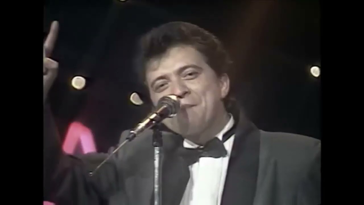 Orquesta de LUCHO BERMUDEZ - Gaita de las Flores - Mona Linda - Los Primos Sanchez - Gloria Maria