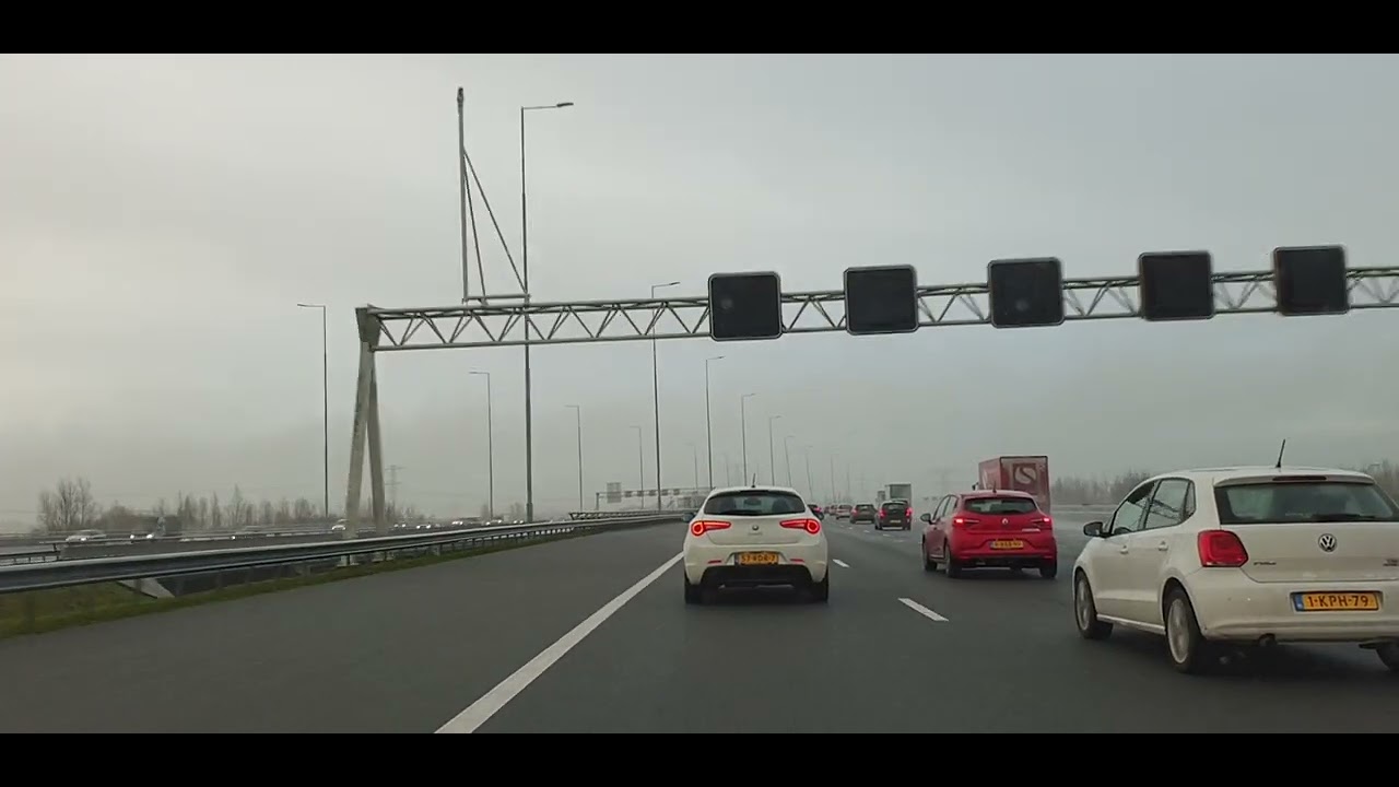 Highway Driving in the rain I No music - No talking