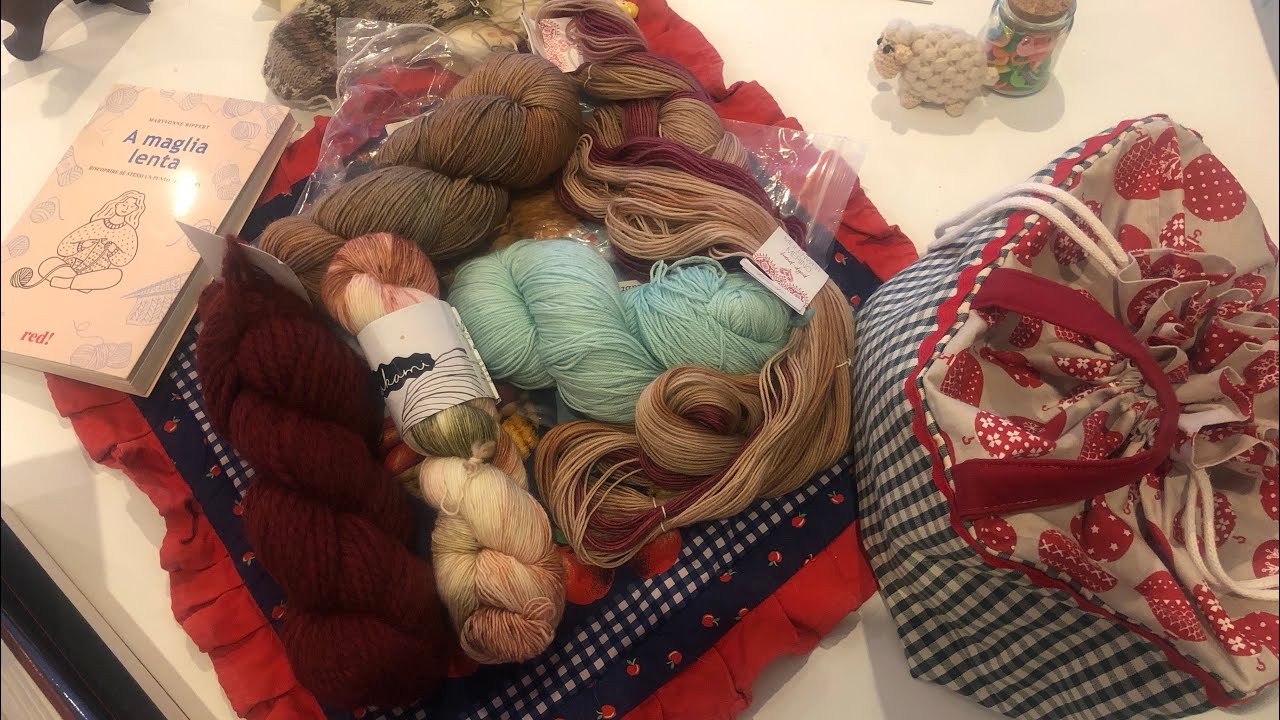 Regali e MATASSE TINTE A MANO 🧶 