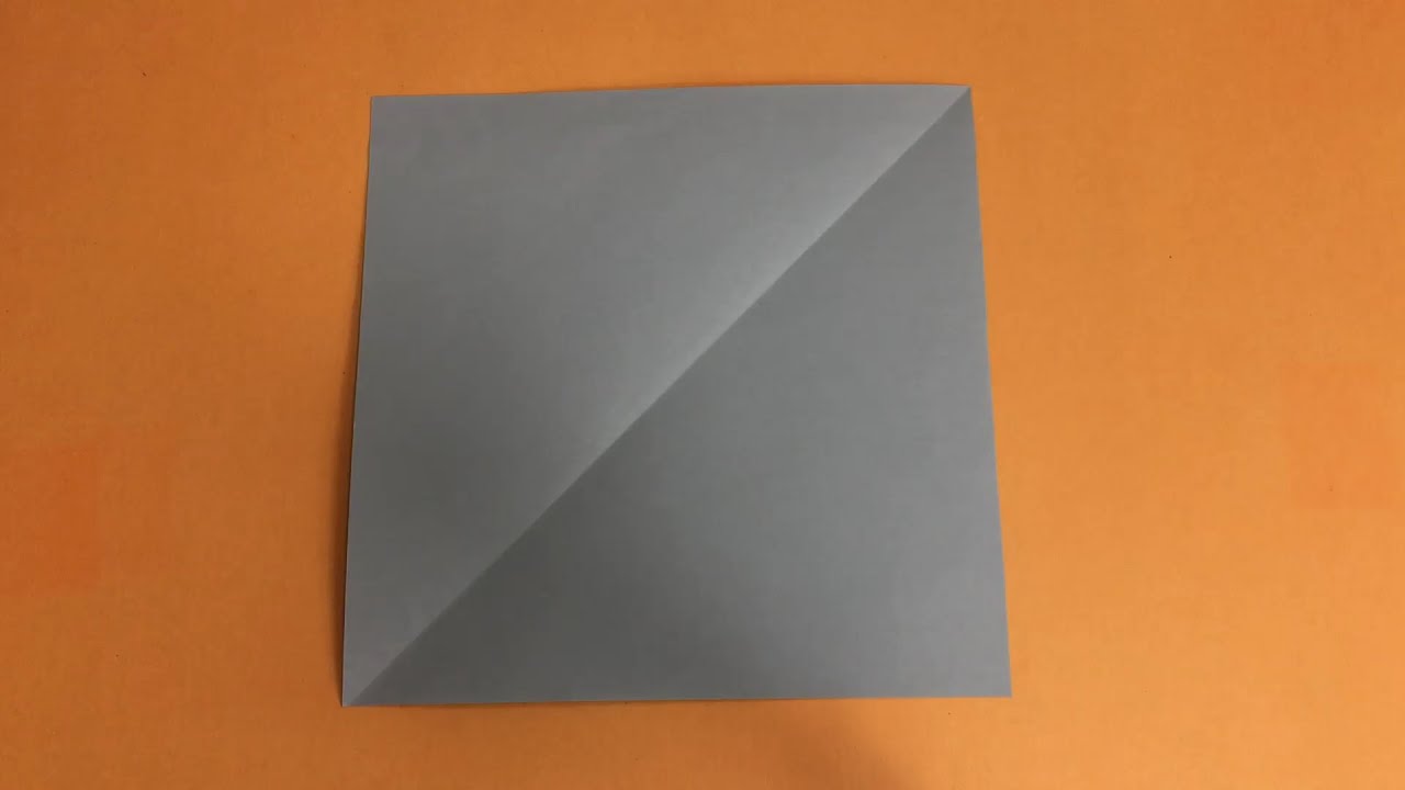 Origami : La feuille carrée