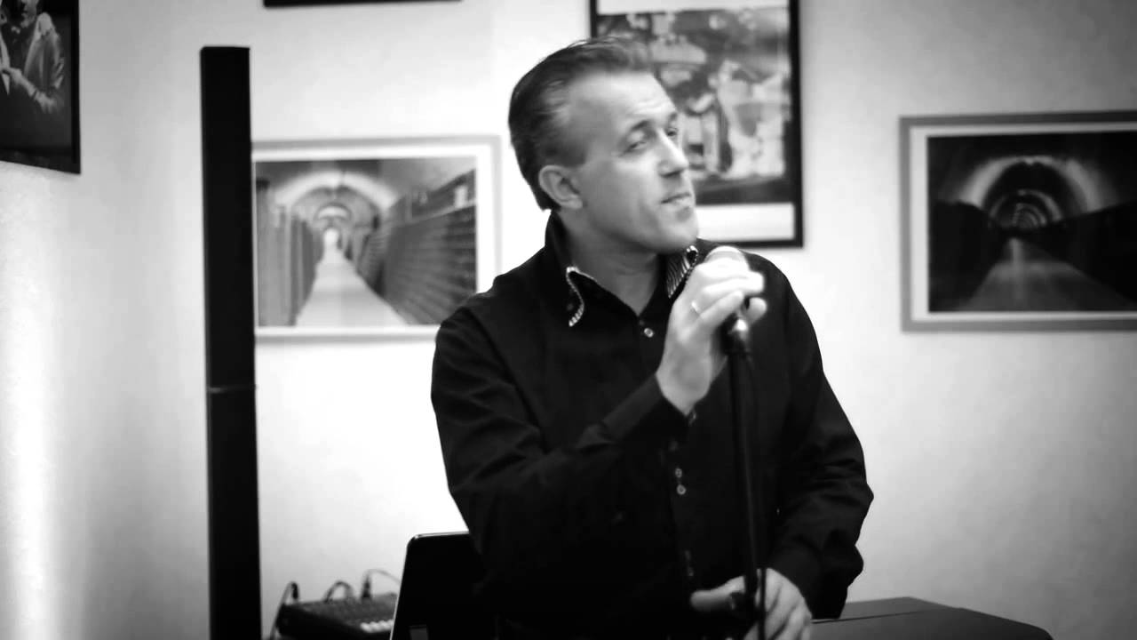 Besame Mucho - Luciano Della Libera