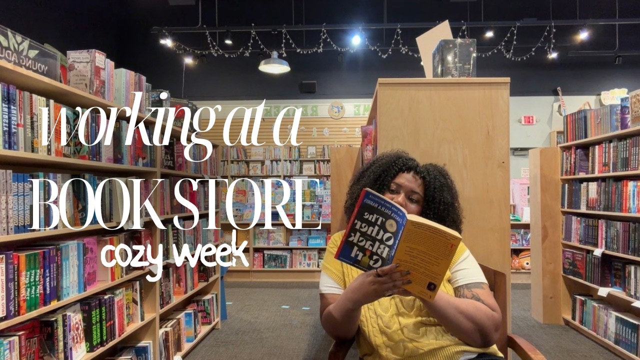 I got a job at a book store!! | VLOG