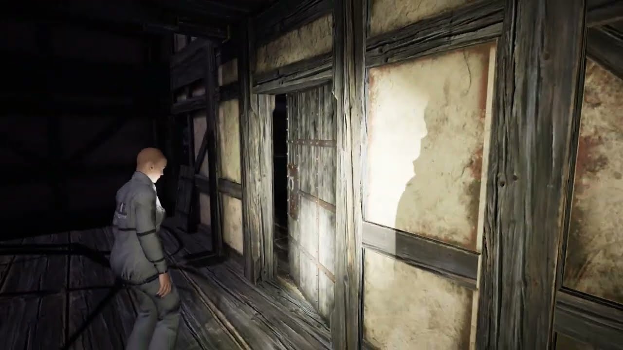 Man literally soils himself playing horror game
