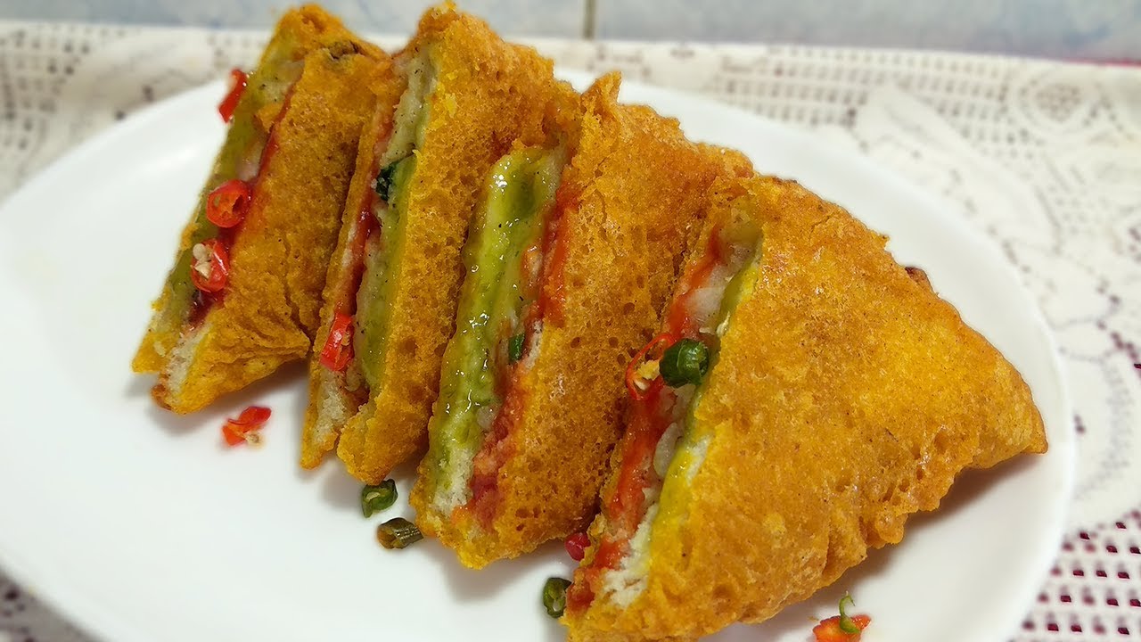 পাউরুটি দিয়ে লোভনীয় ঝাল নাস্তা রেসিপি || Stuffed Bread || Humayra's Kitchen