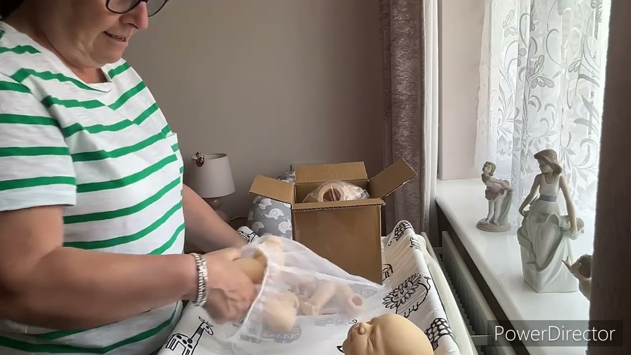 Review Kit Quinbee Kit #rebornbaby #reborncommunity #reborndoll #boxopening