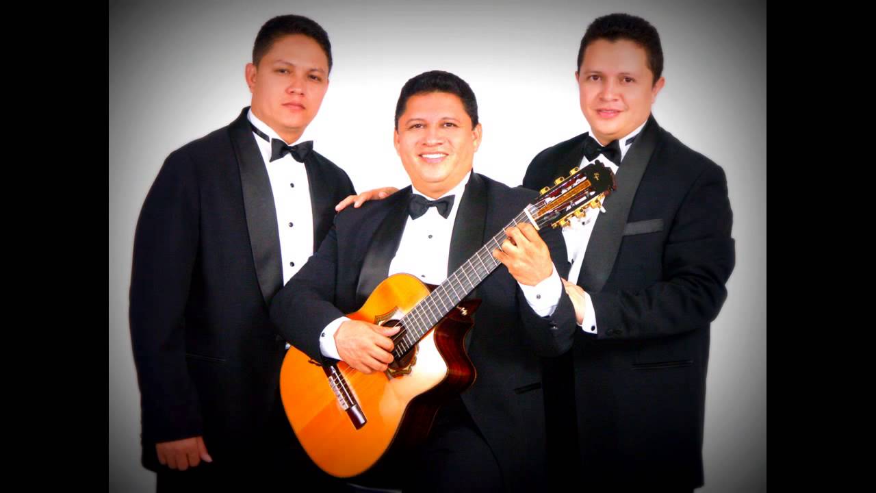 Maestro Divino/ Trio hermanos Devia de Colombia.
