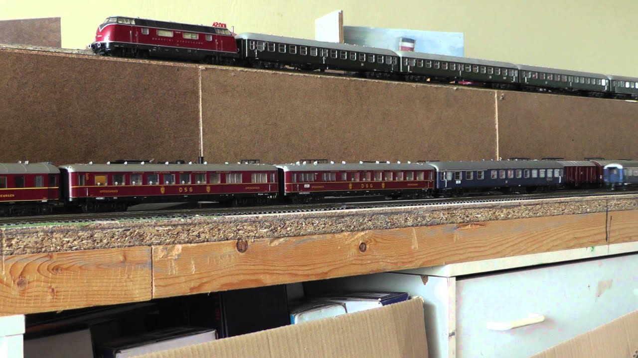 1.66 m ( lenght of the train ) pass in 5.80 sec in HO scale Ho w fast is this F train in real??