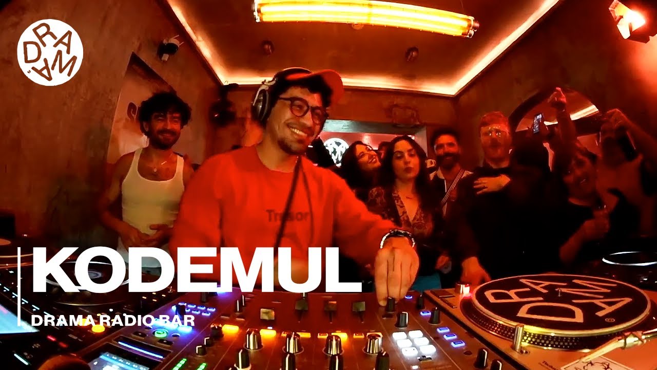 Por Detroit invites Kodemul ⁨@DramaRadioBar · Enero 18 2026