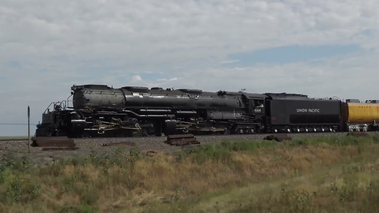 Union Pacific 4014 - good pacing for 7 miles