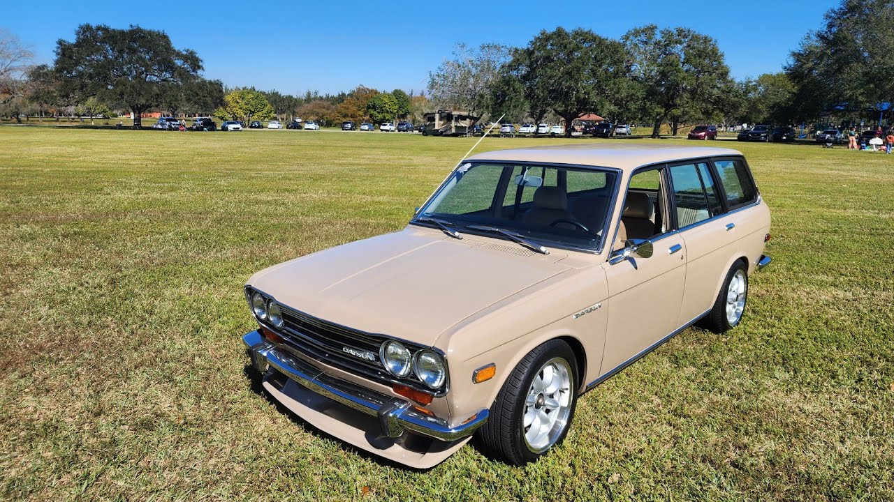 Самый чистый универсал DATSUN 510 во Флориде