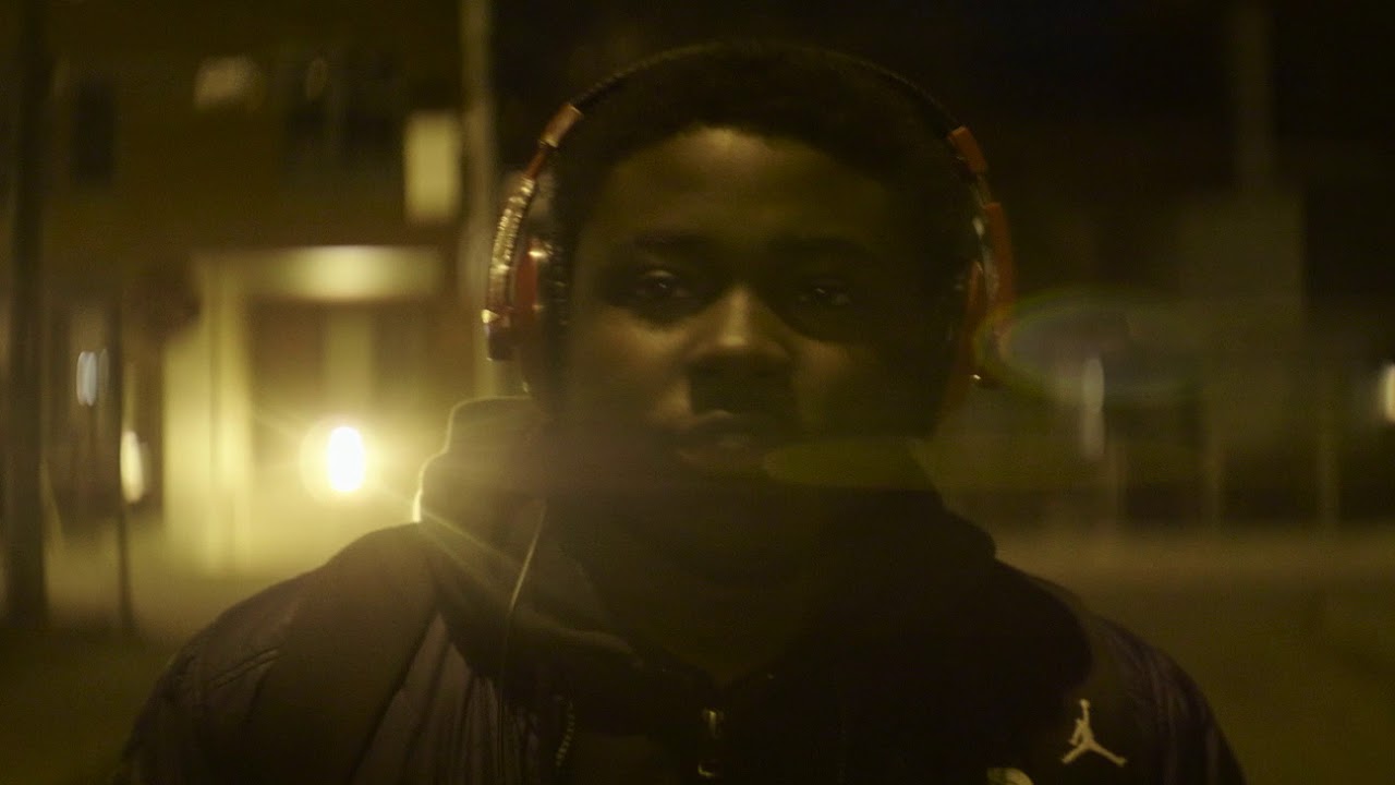 Izzy-S - La Zone (Clip Officiel)