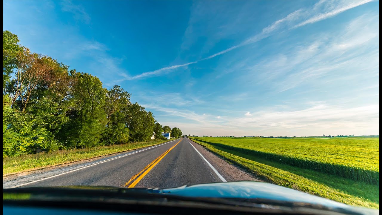 Driving through the Amish Community of Ohio from Walnut Creek to Wooster