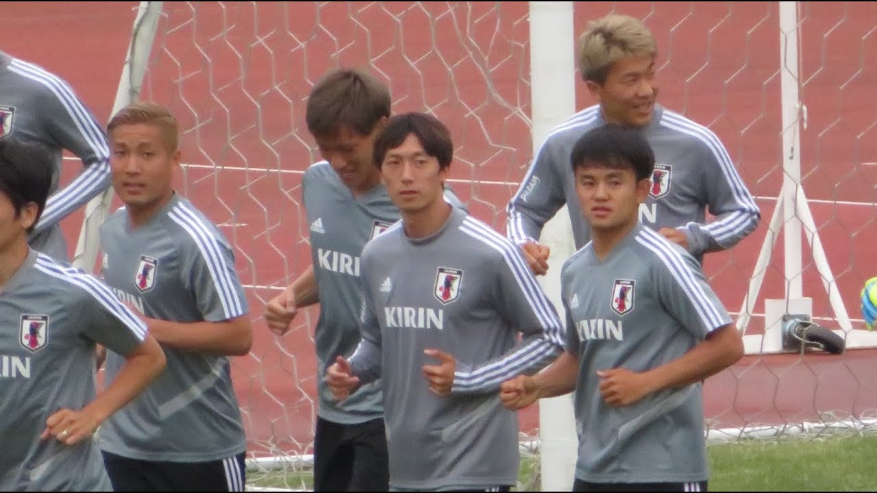【サッカー日本代表】合宿初日から海外組の戦術練習が熱い　初選出の久保建英選手は軽い調整