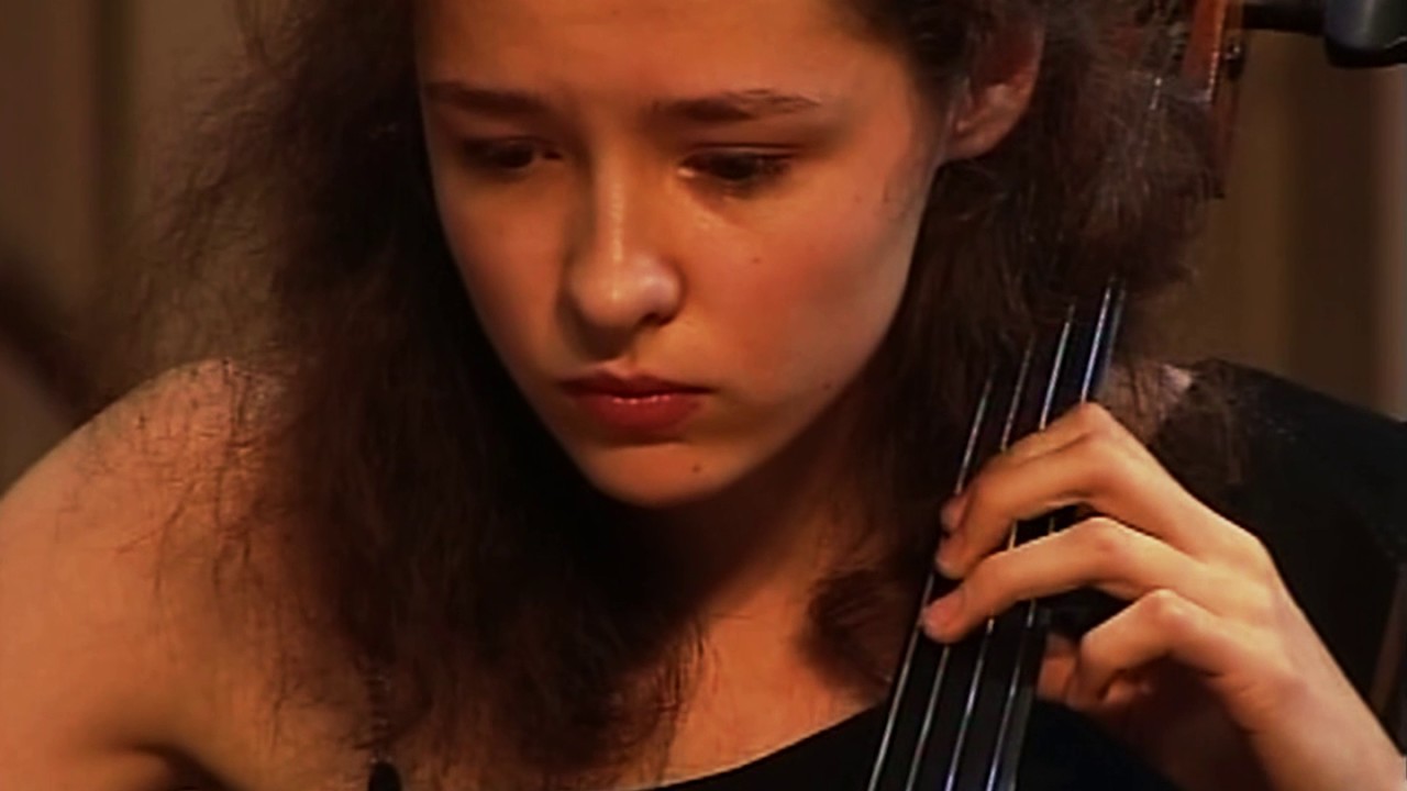 ZAGREB KOM 8 • D. Shostakovich: Piano trio No.1 in C minor, op.8