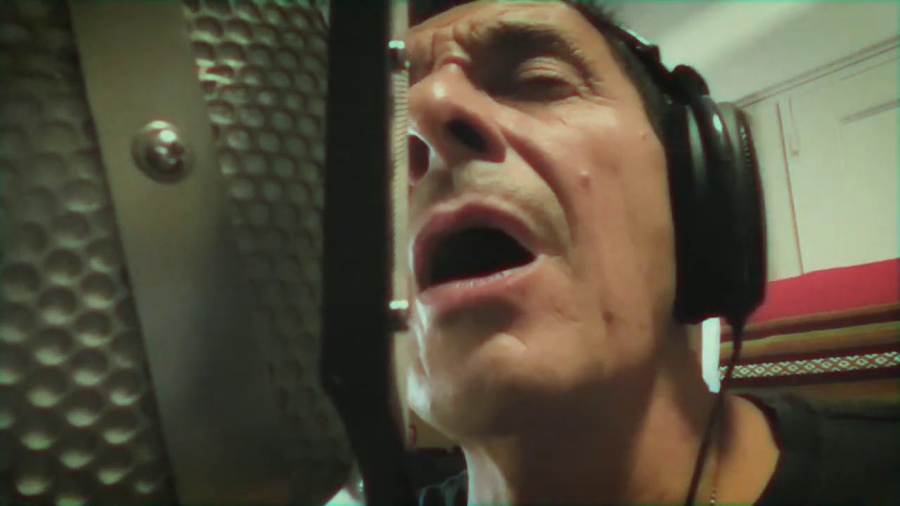 Ricardo Mollo | Laura Va (Cover)