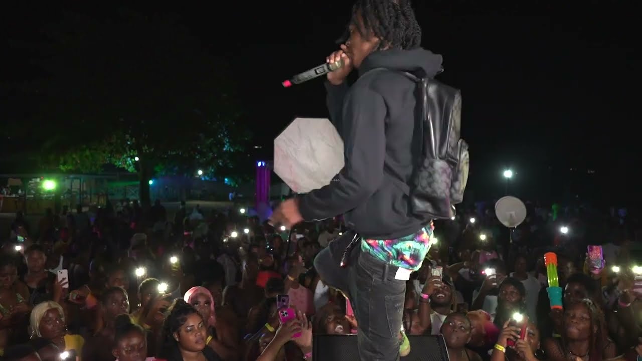 Pablo Yg had the ladies screaming at Beach Juvert, St Mary || LiveFast Jamaica