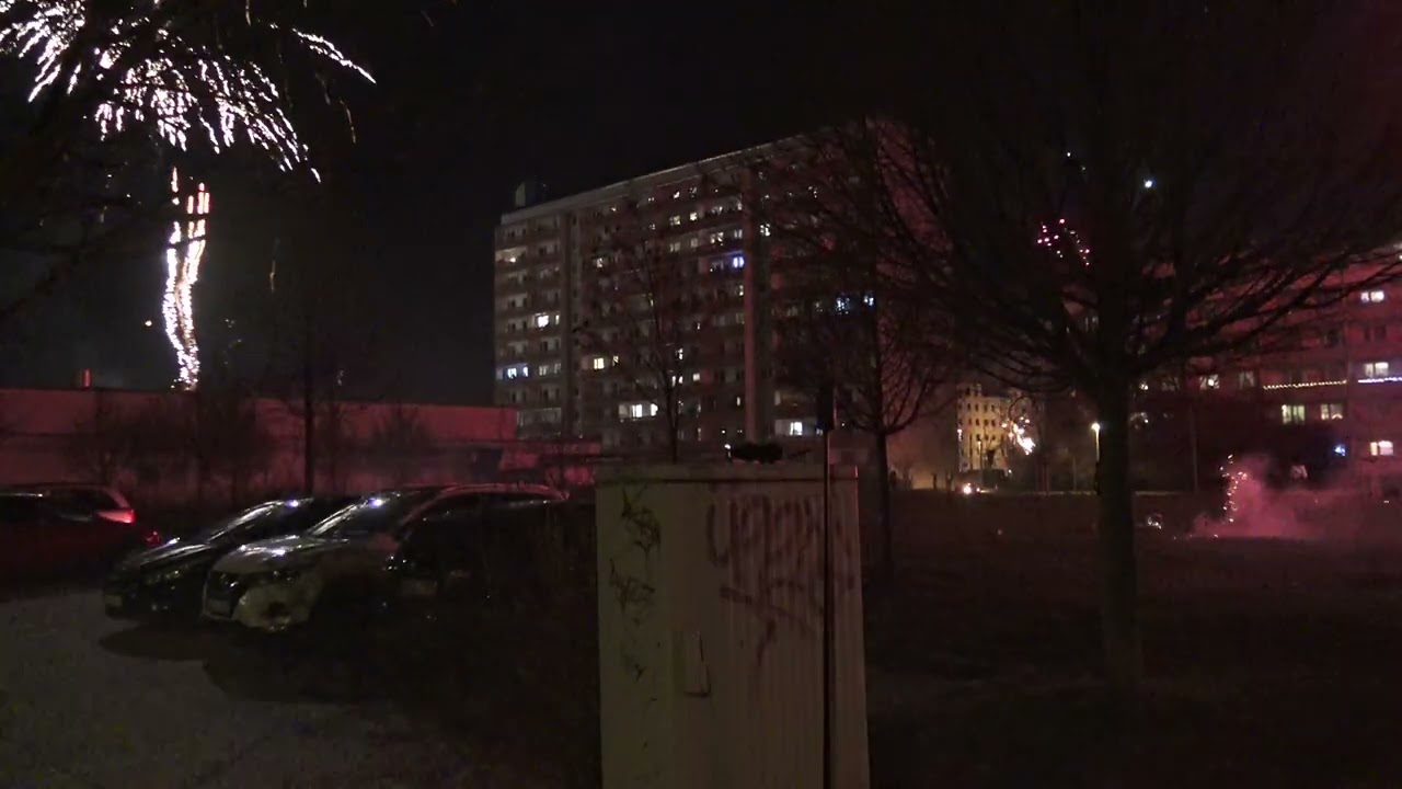 Silvester auf Neujahr in Halle-Neustadt 2022 / 2023