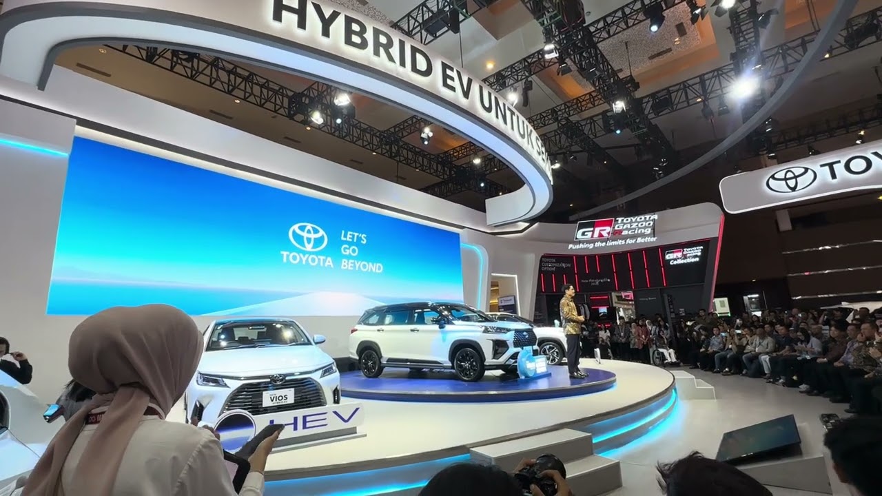 IIMS 2026 Toyota Luncurkan 3 Mobil Hybrid Terbaru Harga Terjangkau