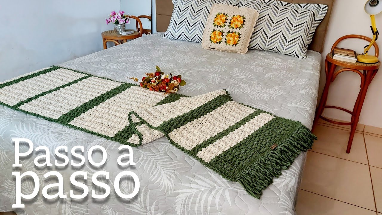 Peseira ,passadeira, manta em crochê flor de lis 🌼
