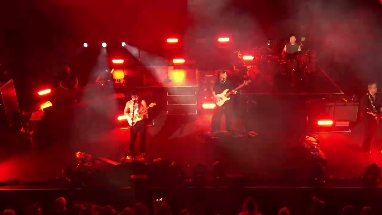 Biffy Clyro - The Captain - Live @ Fållan  Stockholm 22-02-2026