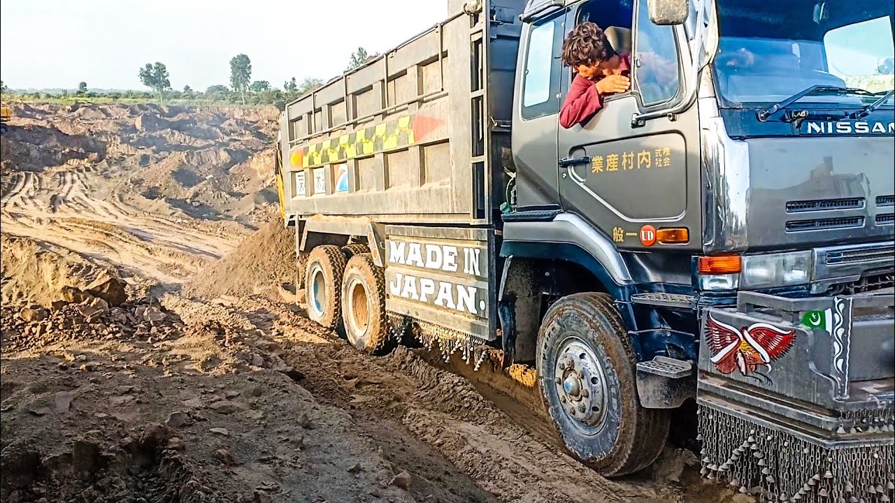 Nissan V8 truck 18000cc engine horsepower stuck after full loaded April 12, 2019