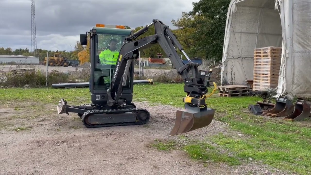 Köp Grävmaskin Volvo EC20C på Klaravik