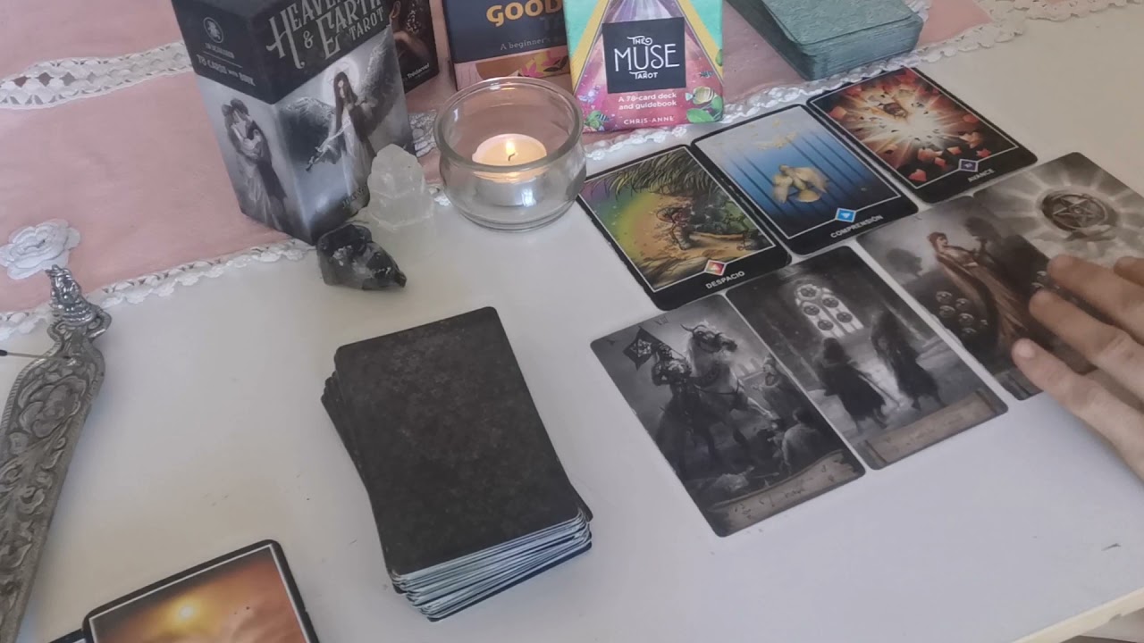 tarot interactivo de ❤️❤️🔥! como me ve? sentimientos, pensamientos +canalizacion 😍😱🔥