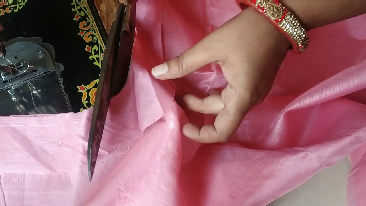 suit neck cutt nd stitch without pasting  || back neck of suit ||  सूट का गला कट करे बिना बुकरम्म के