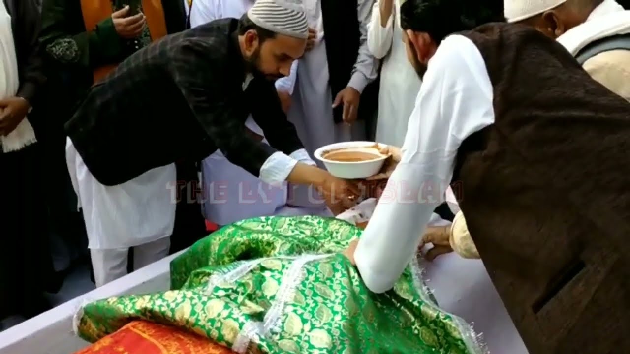 Be Khud Kiye Dete Hain | Chadar Poshi | Khanqah Ghausia Asdaqia | Whatsapp Status | Urs e Muqaddas