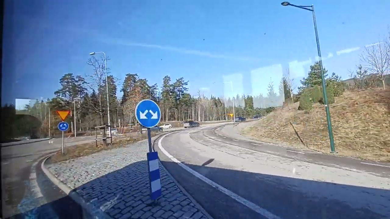 Buss 612 Från Arninge Station Till Kista Centrum 